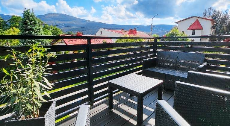 Z Widokiem Apartamenty - apartamenty z widokiem na gory i zewnetrzna balia — photo 2