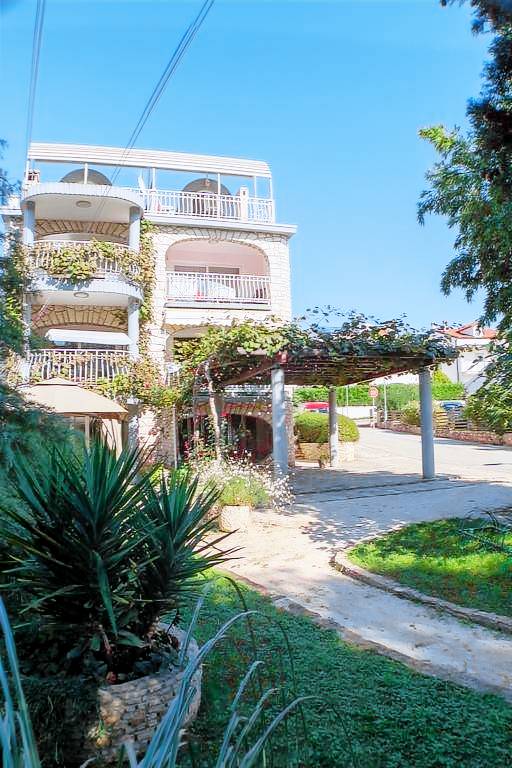 Studioapartment in Rovinj mit Terrasse, Klimaanlage, W-LAN, Waschmaschine (4686-4) — photo 2
