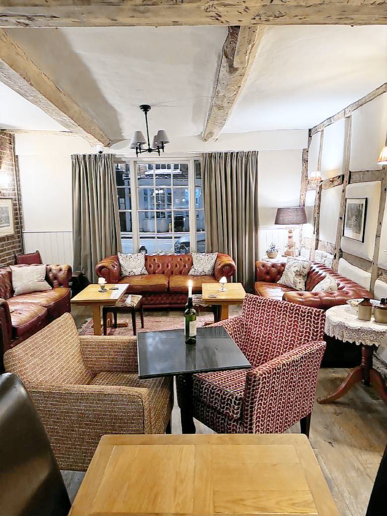 White Lion Hotel — photo 2