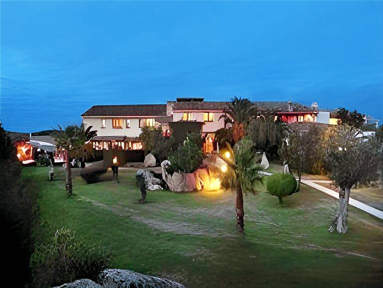 Hotel Pulicinu in Baja Sardinia