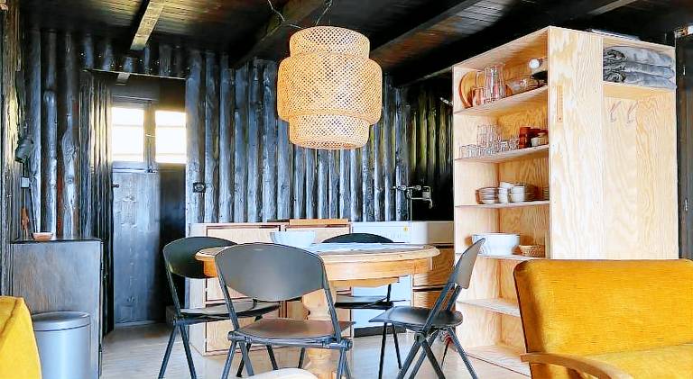 Charming chalet with sauna, yard & patio | Pet-friendly — photo 3