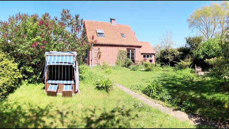 Ferienhaus mit Naturgarten