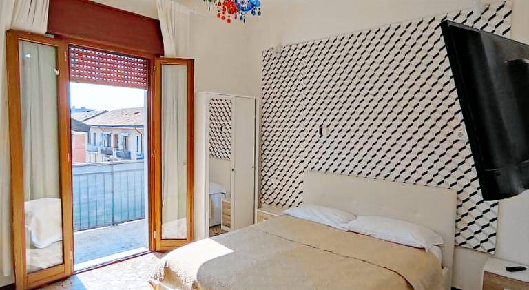 Apartment with terrace — photo 2