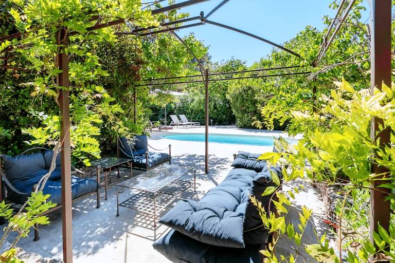 06BV: Quiet cottage with pool — photo 5
