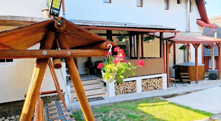 House with 7 rooms for 16 persons — photo 4