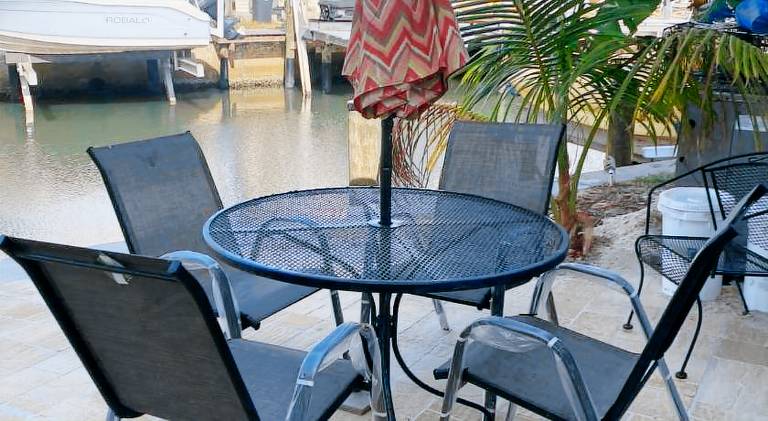 Vacation home with jacuzzi & pool in Jensen Beach, FL