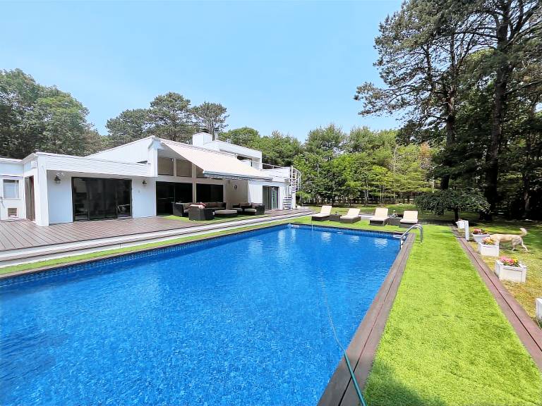 House Quogue