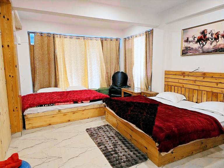Beautiful villa with barbeque | Suitable for remote work | Pets allowed in Kullu