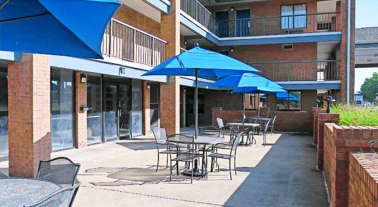 Days Inn by Wyndham Lebanon — photo 5