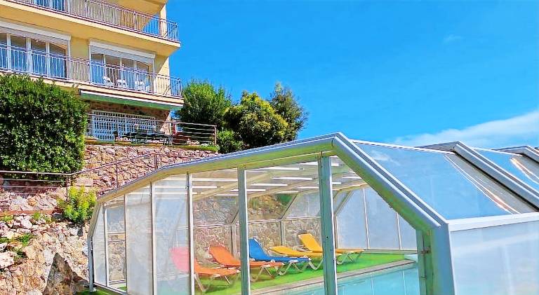 House with grill, garden & terrace — photo 5