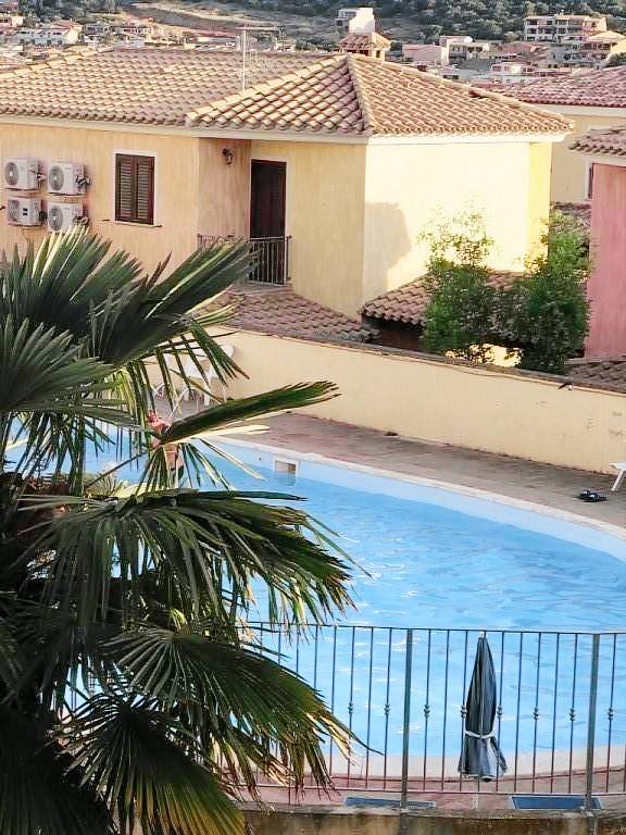 Holiday apartment with private pool — photo 4