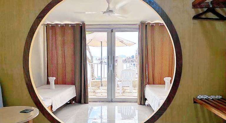 El Nido, Corong Corong Pier — photo 2