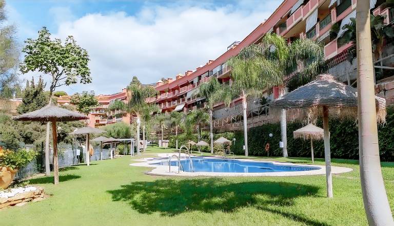 Apartment 'La Alondra' with Sea View, Wi-Fi and Air Conditioning in Mijas