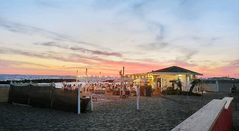 Vacation home | Beach nearby | Pets are welcome — photo 3