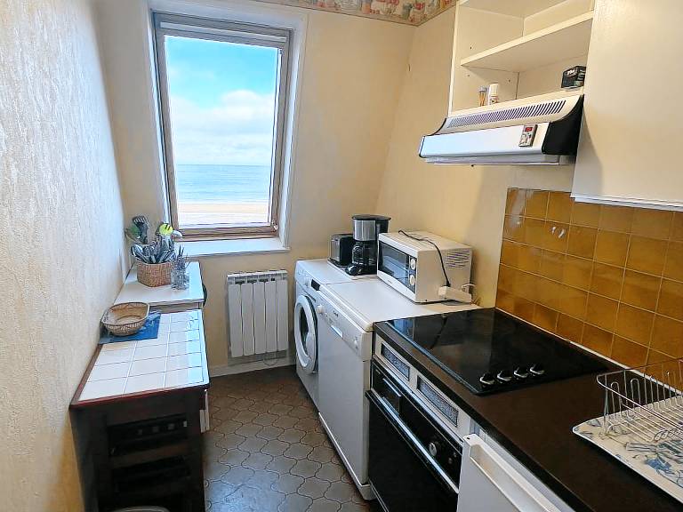 Rental apartment with 2 rooms for 4 persons — photo 4