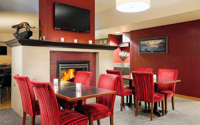Coast Hilltop Inn — photo 3
