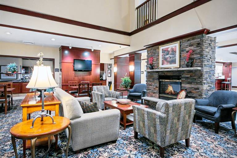 Staybridge Suites Rockford Hotel By IHG — photo 2