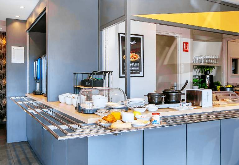 B&B HOTEL CHARTRES Oceane — photo 3