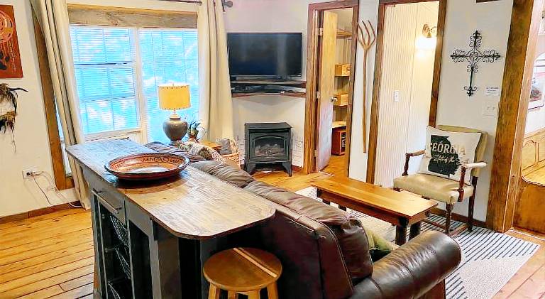 Charming vacation home | Dogs allowed — photo 2