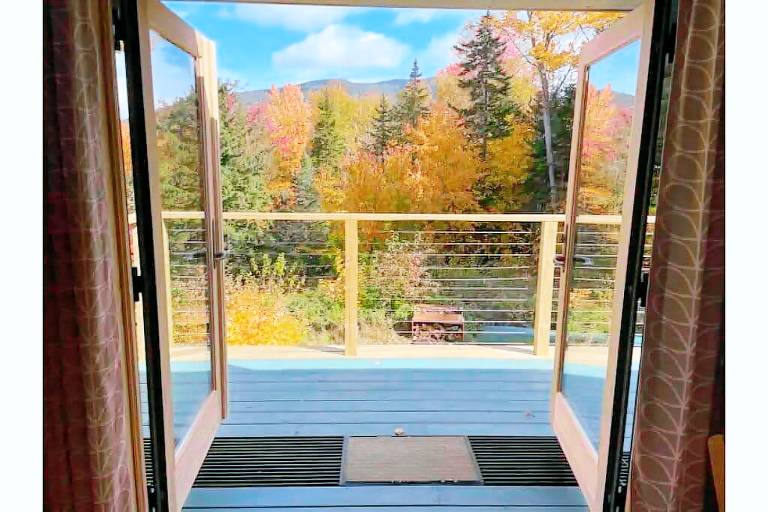 Cabin Stratton