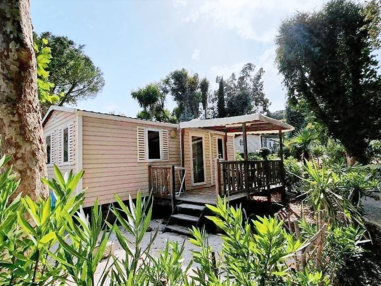 Mobile home with heated pool & patio — photo 4