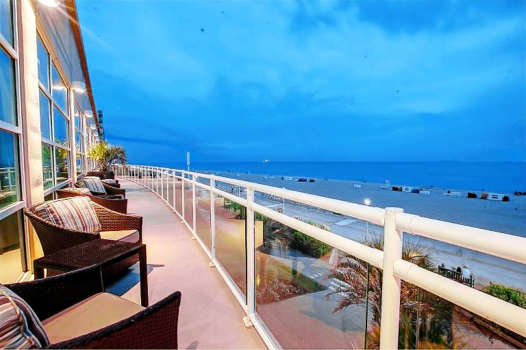 Hilton Garden Inn Virginia Beach Oceanfront — photo 5