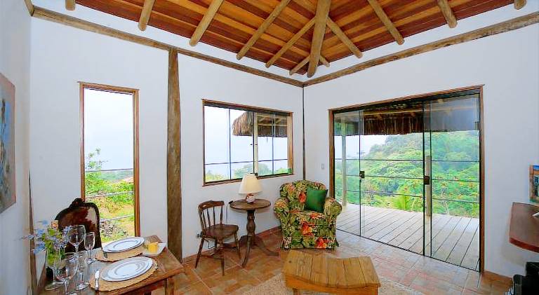 Lodge with terrace & pool — photo 2