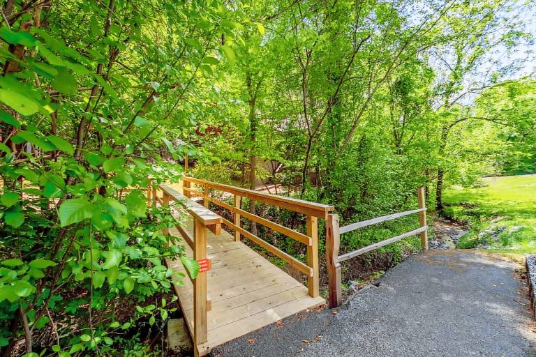 Family-oriented pleasant cabin with private pool | Pets are welcome — photo 2