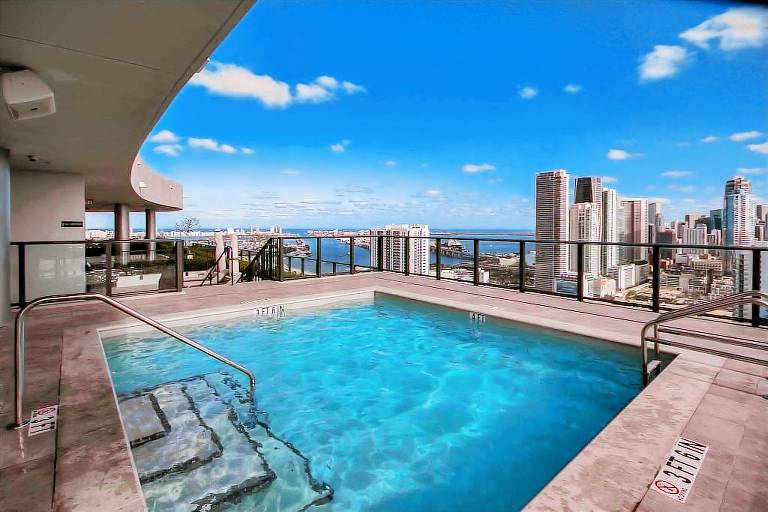 Condo  Miami Beach