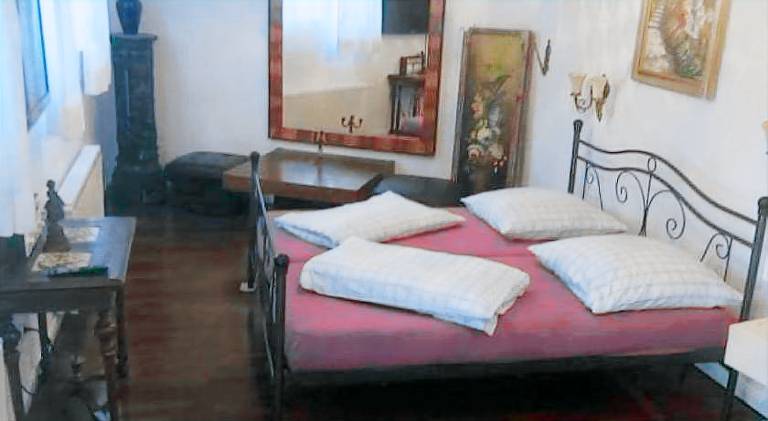 Apartment with terrace, grill & yard in Sibiu