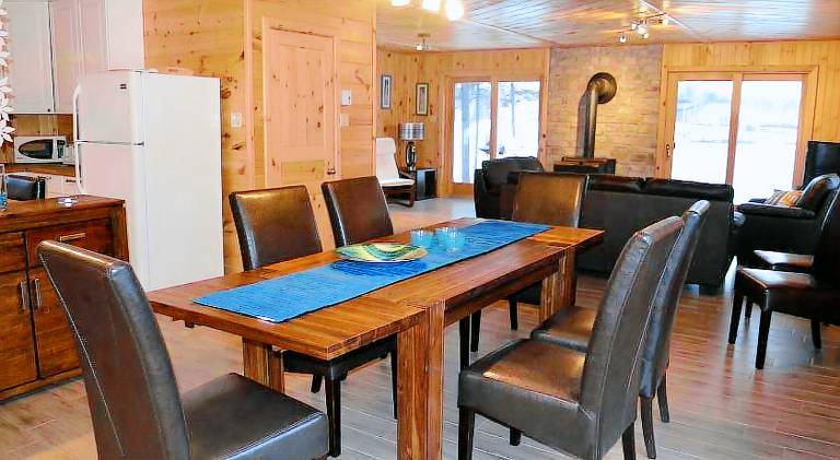 Chalet with 4 rooms for 10 persons — photo 3