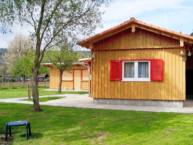 Vacation home with terrace, yard & BBQ — photo 4