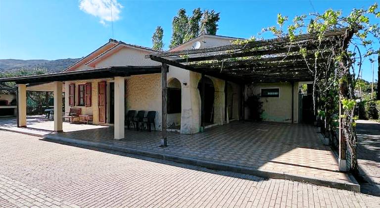 Villa with 3 rooms for 10 persons in Campo nell'Elba