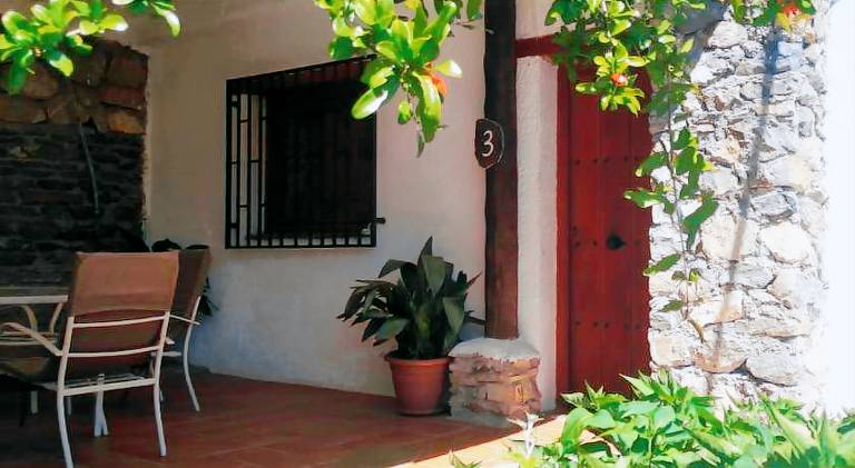 House with pool, yard & barbeque | Good for workation | Pet-friendly — photo 4