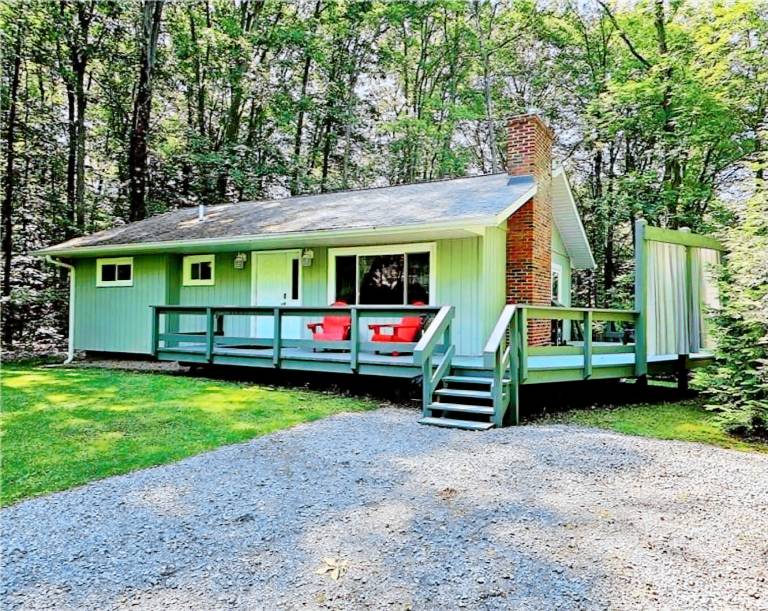 House  Conneaut Lake