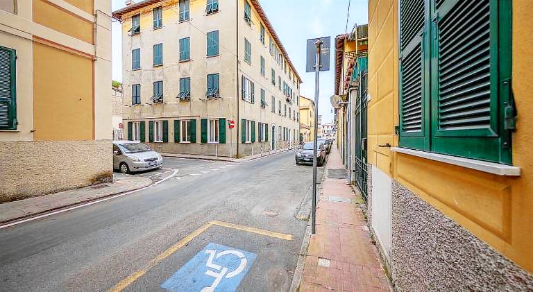 Rental apartment with 2 rooms for 6 persons — photo 4