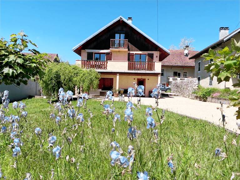 Gite with terrace & yard | Pet-friendly — photo 2