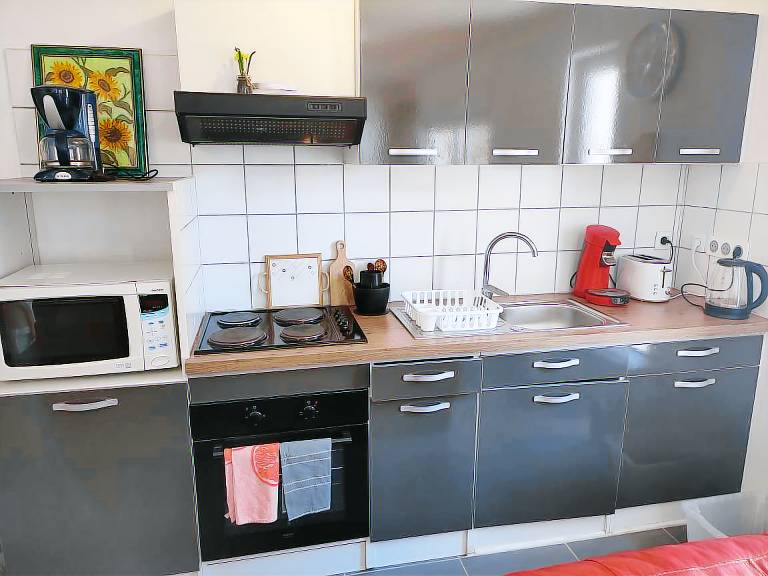 Rental apartment with 2 rooms for 4 persons — photo 2