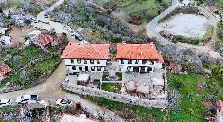 Ikiz Konaklar in Menderes