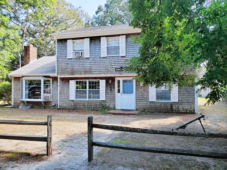 House Vineyard Haven
