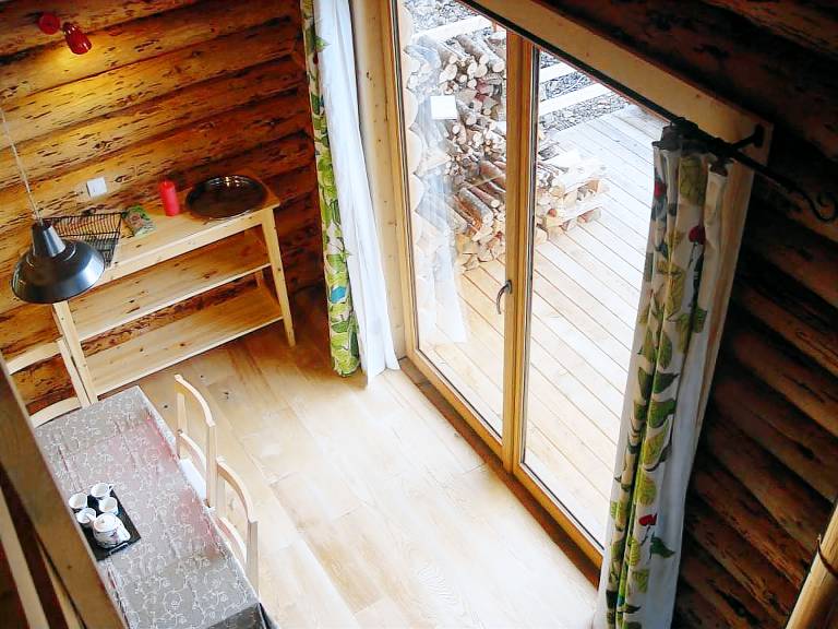 Rustic cabin with wood stove - 3 ppl, pets allowed — photo 4