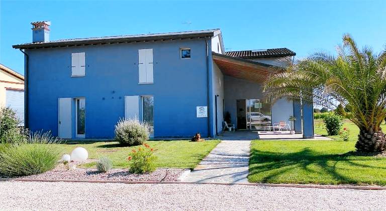 Charming farm with yard | Pet-friendly in Faenza