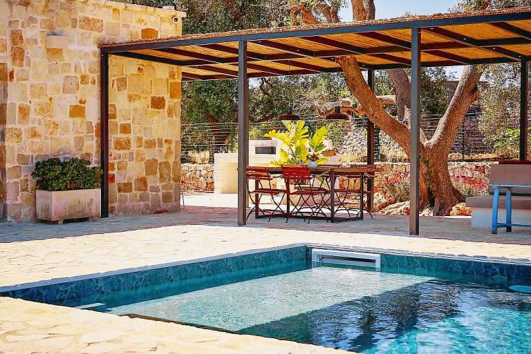 Children-friendly charming vacation home with barbeque, terrace & private pool | Pets are welcome in Ostuni