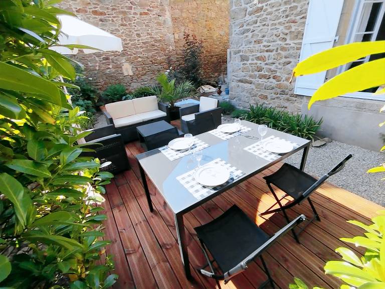 Fully equipped beautiful vacation home with BBQ, terrace & garden | Close to the beach | Dogs allowed — photo 2