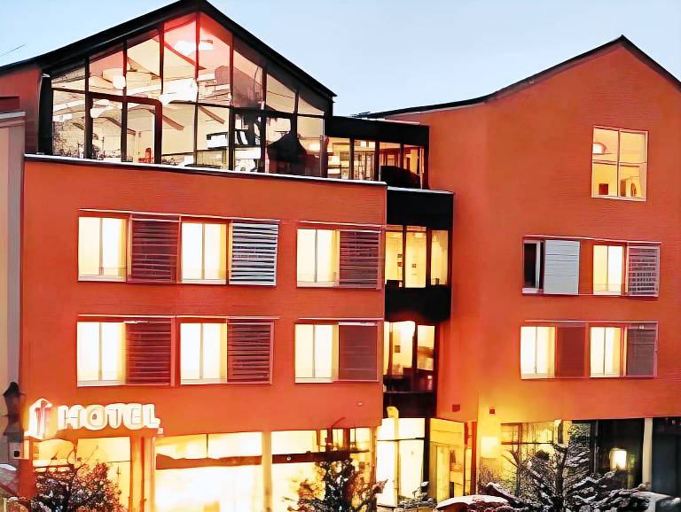 Hotel & Apart4you in Erding