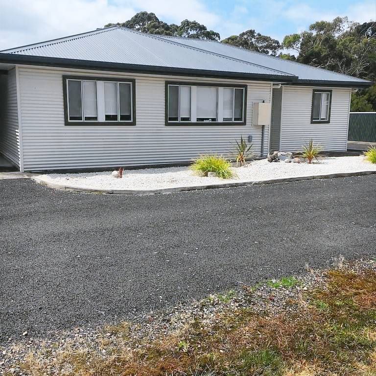 House Strahan