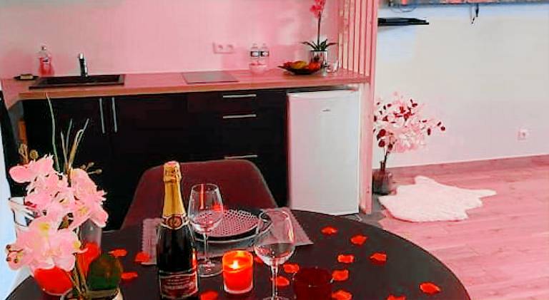 Wonderful holiday apartment with jacuzzi | Pets allowed — photo 3