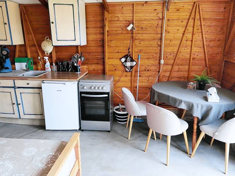 Family-friendly vacation home with garden, pool & terrace | Garden view | Dogs allowed — photo 3
