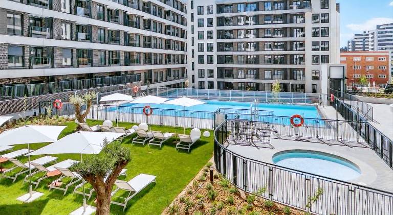 Rental apartment with yard | Pet-friendly in Madrid