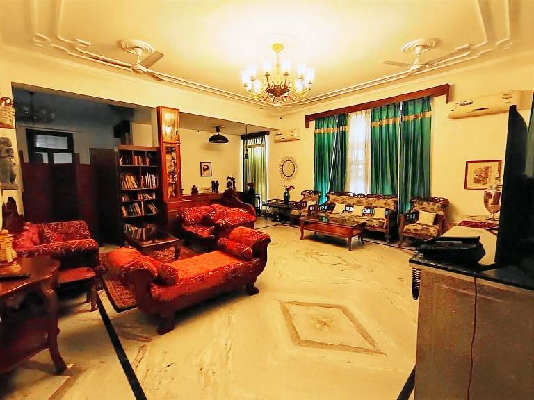 1000 m&sup2; Bungalow